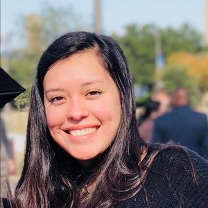 Meet your Posher, Carolina